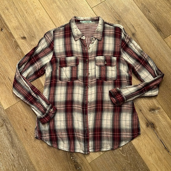 Maurices plaid long sleeve button down shirt, large. In excellent condition. - Picture 1 of 4